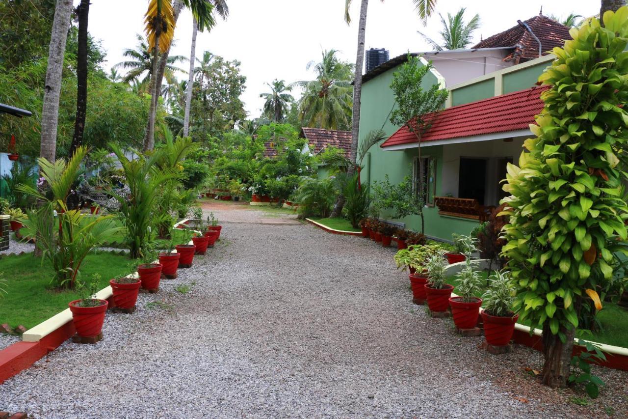 Divine Bliss Beach Resort Varkala Exteriör bild
